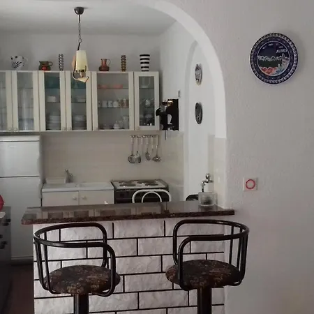 Apartment With Parking Space Orebic, Peljesac - 14080 *